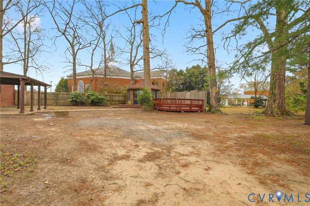 6900 Hopkins Rd, North Chesterfield, VA 23234