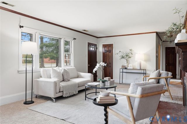 6900 Hopkins Rd, North Chesterfield, VA 23234