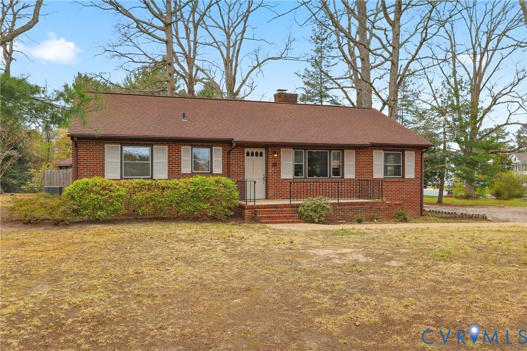 6900 Hopkins Rd, North Chesterfield, VA 23234