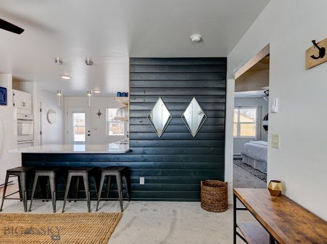 305 Lathrop Street W, Clyde Park, MT 59018