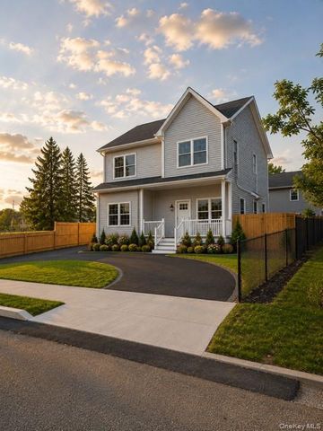 321 Union Avenue, Riverhead, NY 11901