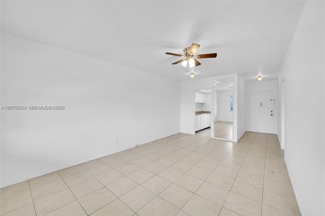 1050 E Sample Road 309, Pompano Beach, FL 33064