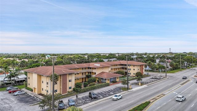 1050 E Sample Road 309, Pompano Beach, FL 33064
