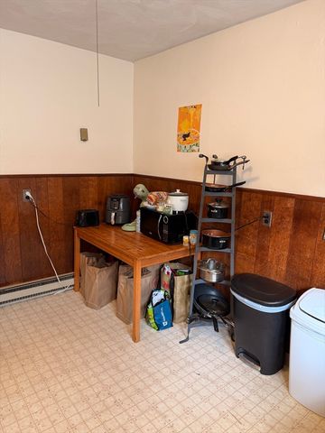 49 Sunset Rd 49, Somerville, MA 02144