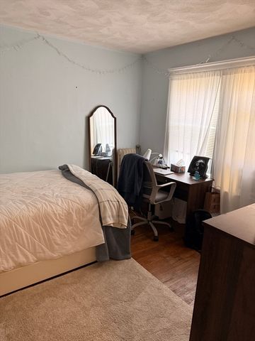 49 Sunset Rd 49, Somerville, MA 02144