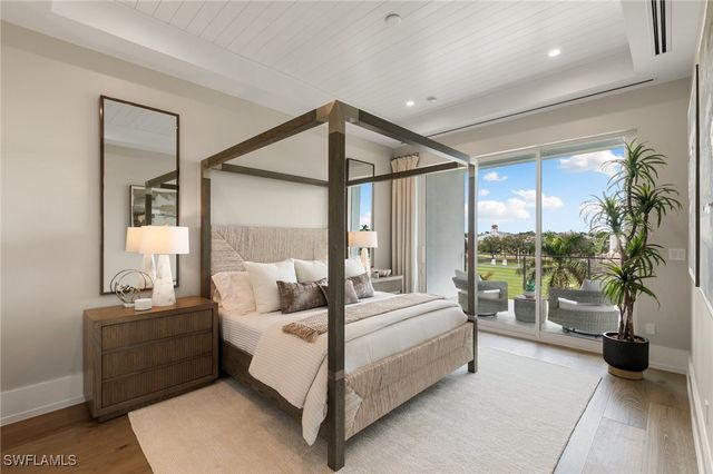 201 8th ST S 301, Naples, FL 34102