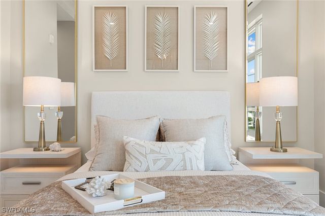 201 8th ST S 301, Naples, FL 34102