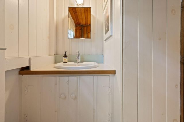 95 Indian Neck Road, Wellfleet, MA 02667