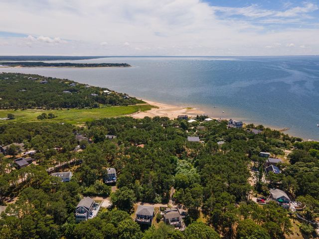 95 Indian Neck Road, Wellfleet, MA 02667