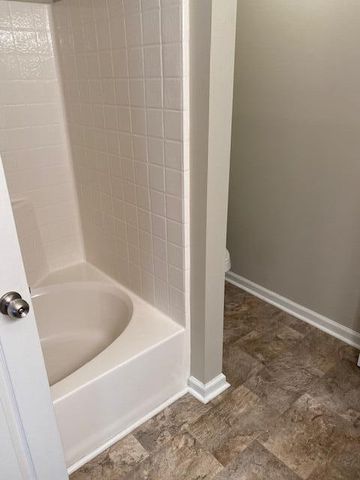 1261 Glastonbury Road, Sumter, SC 29154