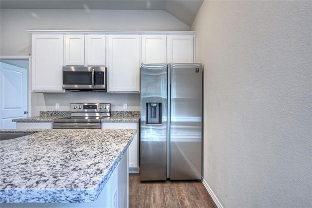 11779 White Cedar, Willis, TX 77318