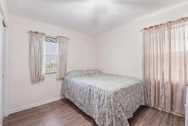 4014 6th Street, Galveston, TX 77554