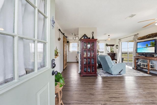 4014 6th Street, Galveston, TX 77554