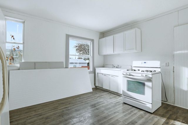 2249 S Hamilton Street, Saginaw, MI 48602