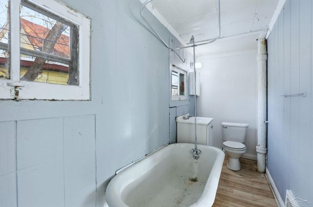 2249 S Hamilton Street, Saginaw, MI 48602