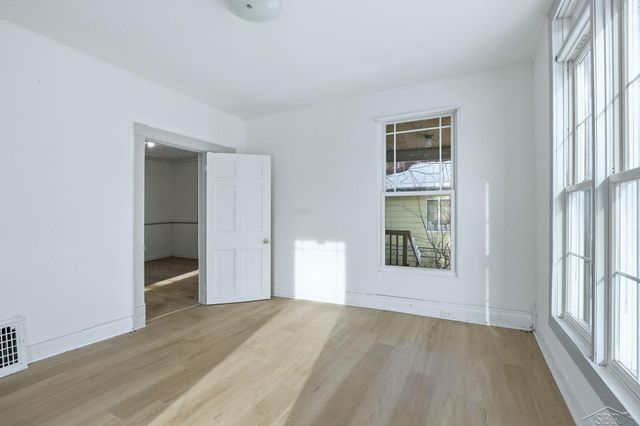 2249 S Hamilton Street, Saginaw, MI 48602