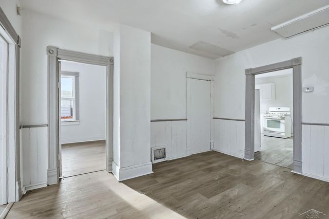 2249 S Hamilton Street, Saginaw, MI 48602