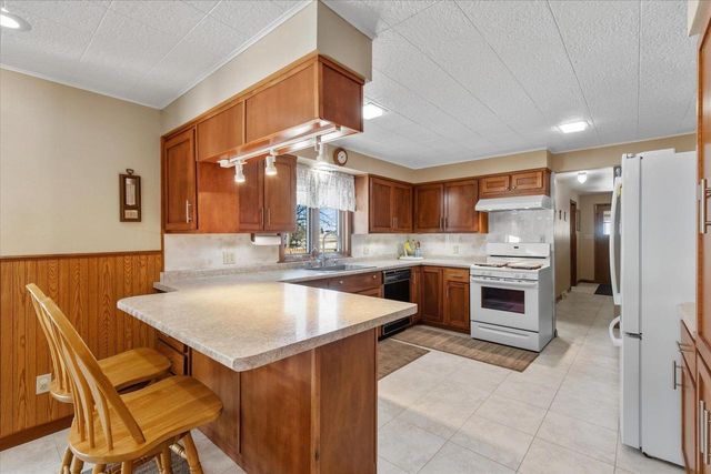 3327 COUNTY ROAD C, Oconto Falls, WI 54154