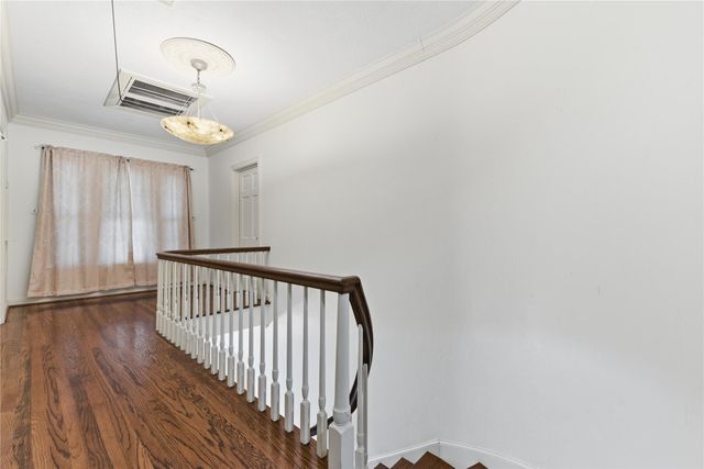 6666 Fairfield Street, Houston, TX 77023