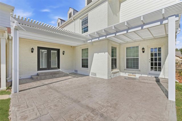 6666 Fairfield Street, Houston, TX 77023