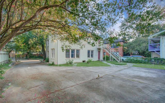 2042 Bissonnet Street, Houston, TX 77005