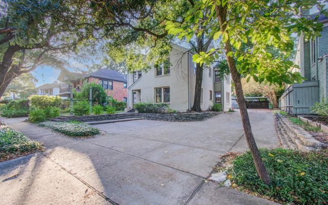 2042 Bissonnet Street, Houston, TX 77005