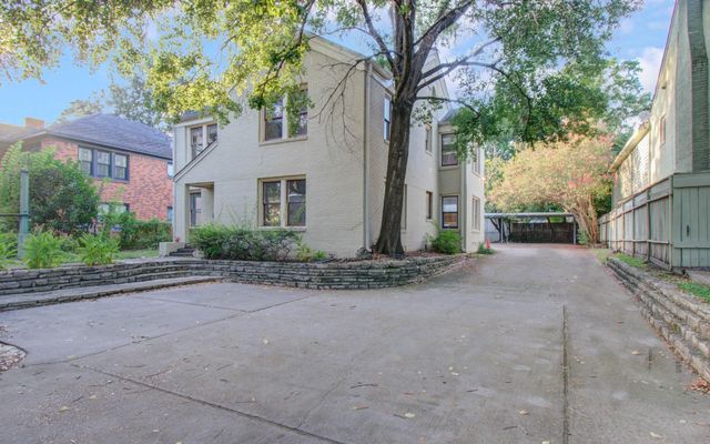 2042 Bissonnet Street, Houston, TX 77005