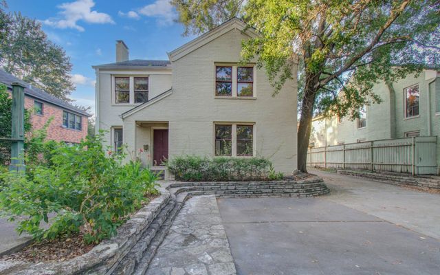 2042 Bissonnet Street, Houston, TX 77005