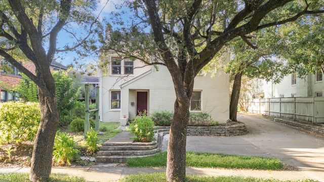2042 Bissonnet Street, Houston, TX 77005