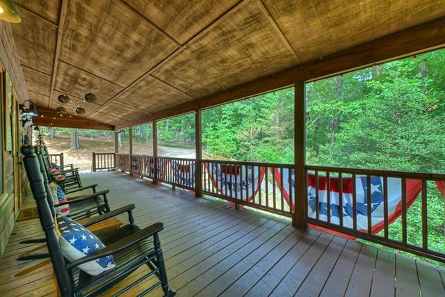 171 Mountain Lake Drive, Blue Ridge, GA 30513