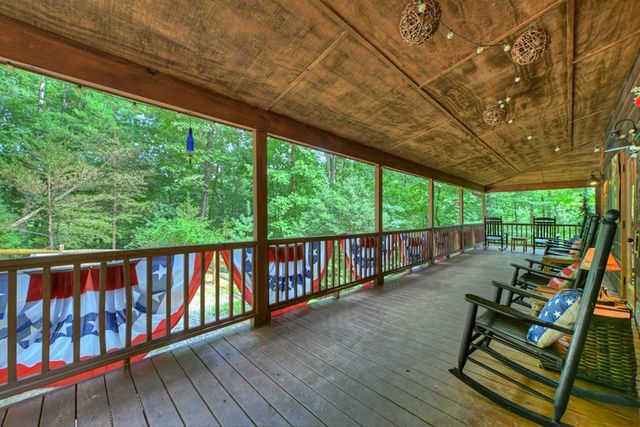 171 Mountain Lake Drive, Blue Ridge, GA 30513