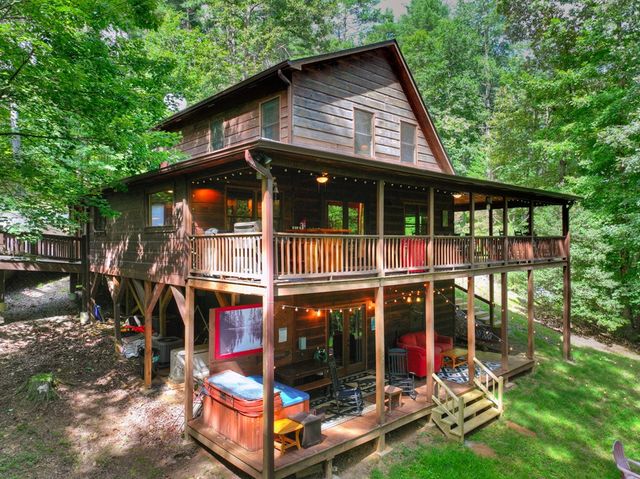 171 Mountain Lake Drive, Blue Ridge, GA 30513