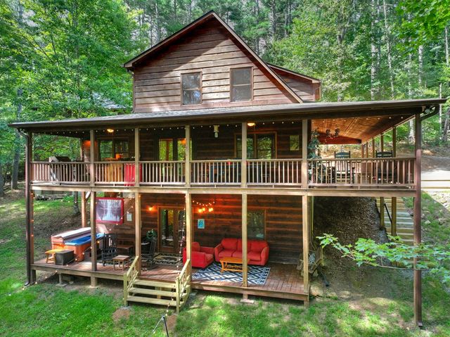 171 Mountain Lake Drive, Blue Ridge, GA 30513