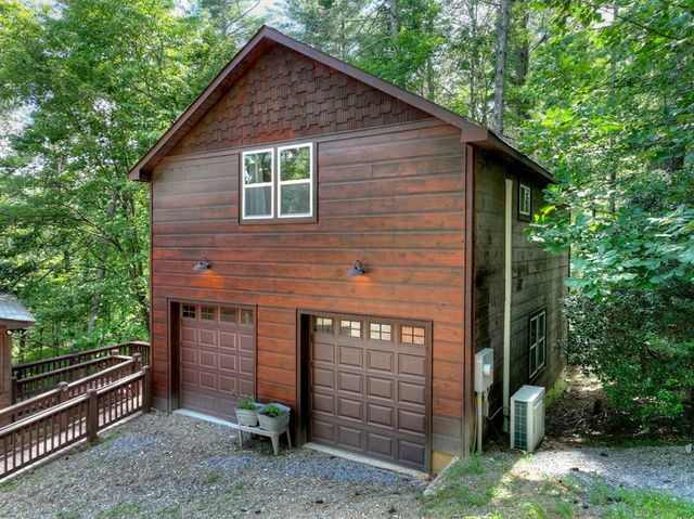171 Mountain Lake Drive, Blue Ridge, GA 30513