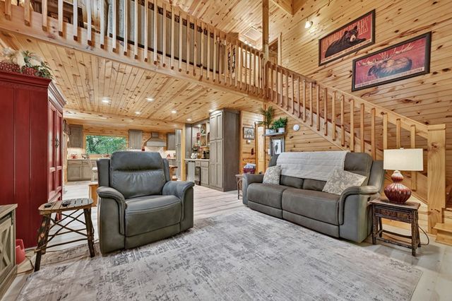171 Mountain Lake Drive, Blue Ridge, GA 30513