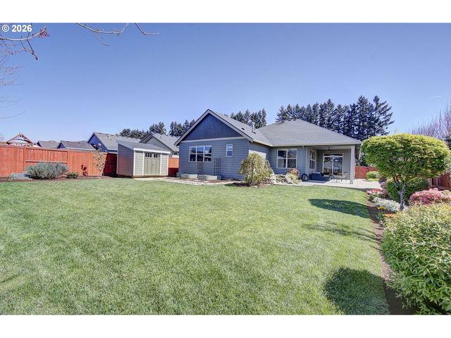 16393 KITTY HAWK Ave, Oregon City, OR 97045