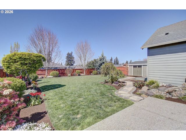 16393 KITTY HAWK Ave, Oregon City, OR 97045