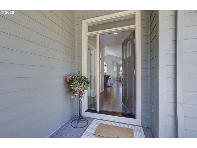 16393 KITTY HAWK Ave, Oregon City, OR 97045