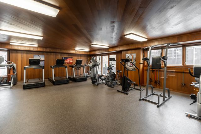 300 Walnut Street 2205, Des Moines, IA 50309