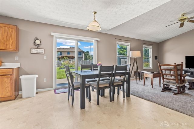1560 Adamsmoor Drive, Waynesville, OH 45068