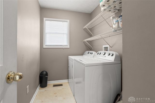 1560 Adamsmoor Drive, Waynesville, OH 45068