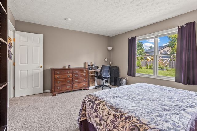 1560 Adamsmoor Drive, Waynesville, OH 45068
