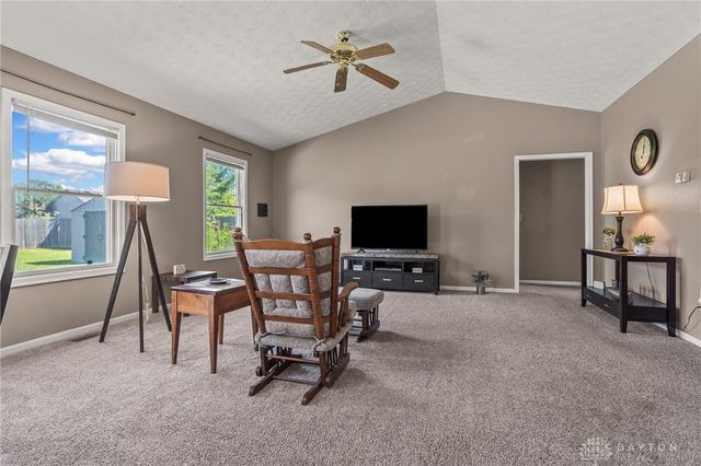 1560 Adamsmoor Drive, Waynesville, OH 45068