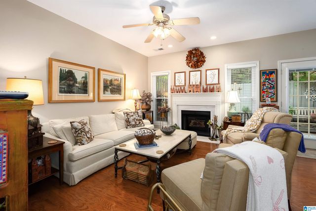 533 HACKBERRY RIDGE COVE, Birmingham, AL 35226