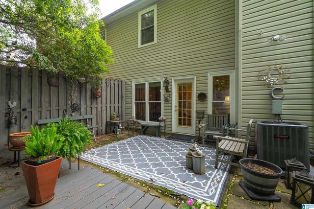 533 HACKBERRY RIDGE COVE, Birmingham, AL 35226