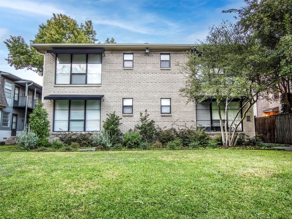3434 McFarlin Boulevard C, University Park, TX 75205