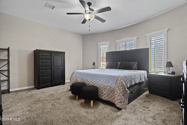788 PONTOP HALL Street, El Paso, TX 79928