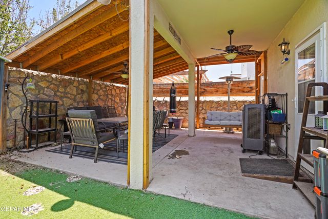 788 PONTOP HALL Street, El Paso, TX 79928
