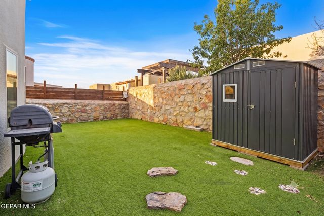 788 PONTOP HALL Street, El Paso, TX 79928