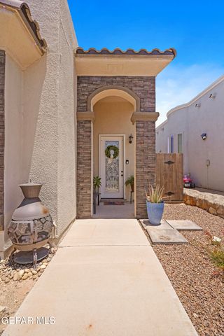 788 PONTOP HALL Street, El Paso, TX 79928